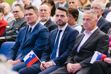 Župan Matej Slapar ob dnevu državnosti »Ko narod stoji odločno, z vero v svoje vrednote in pravice, postane nepremagljiv.«  (39)